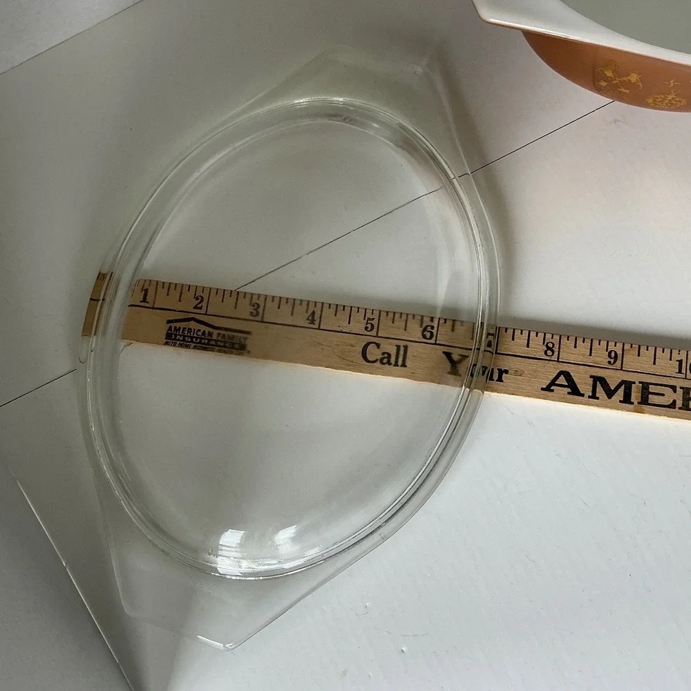 Pyrex Vintage Casserole Early American 1.5 QT Oval Brown Gold with Cradle Lid